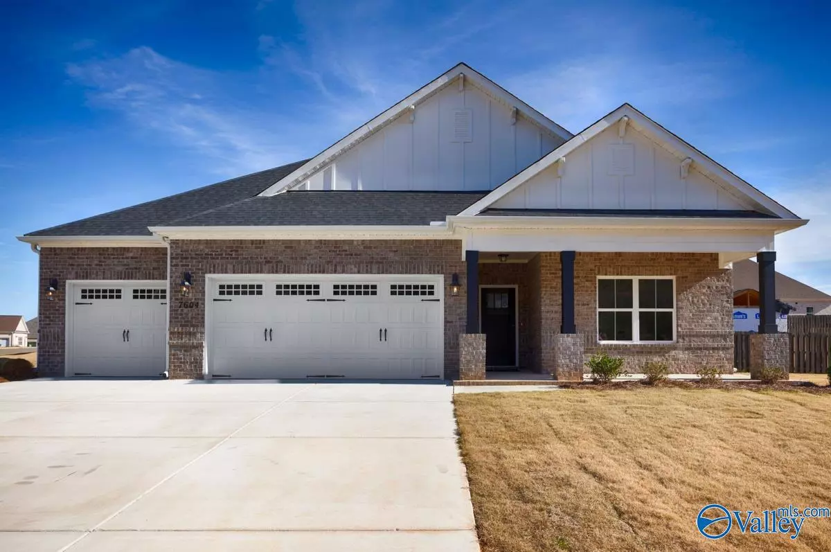 Owens Cross Roads, AL 35763,7604 Shaun Leslie Circle