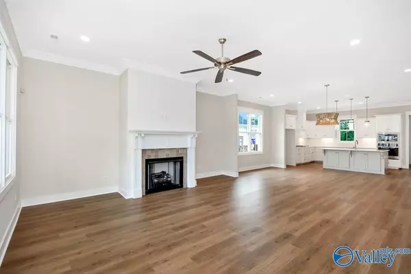 Huntsville, AL 35806,6422 Lenox Hill Way