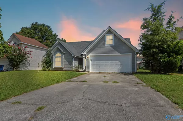 2508 Bonnie Oaks Drive SW, Huntsville, AL 35803