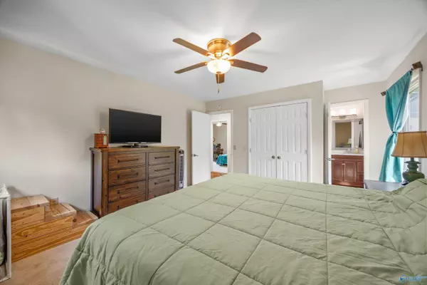 Somerville, AL 35670,623 West Point Loop Road