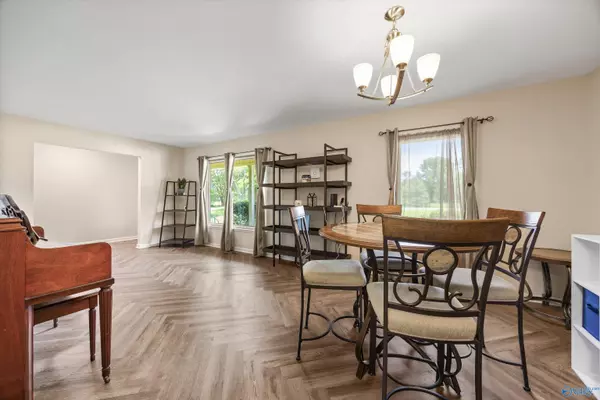 Somerville, AL 35670,623 West Point Loop Road