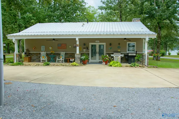 Cedar Bluff, AL 35959,410 County Road 509