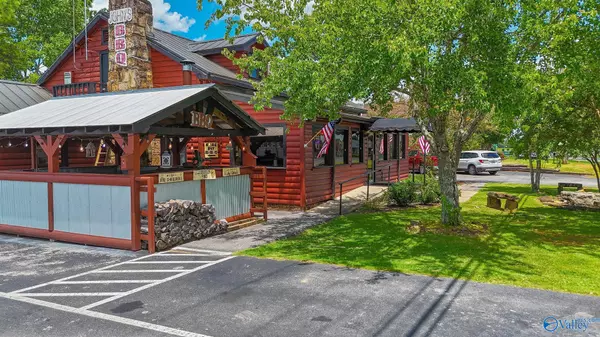 Moulton, AL 35650,15165 Court Street