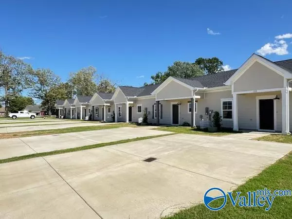 120 Foster Way Drive, Huntsville, AL 35806