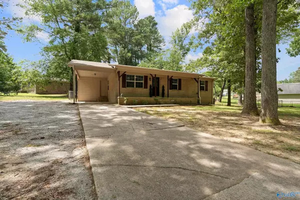 Hartselle, AL 35640,409 Harris Street NW