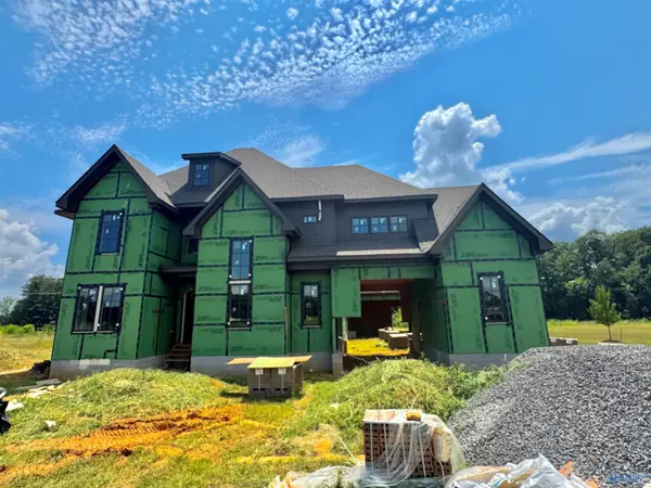 Decatur, AL 35601,2510 Legacy Cove