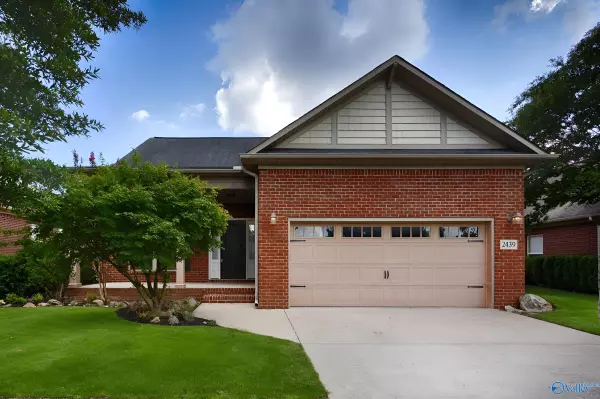 2439 Bell Manor Drive,  Huntsville,  AL 35803