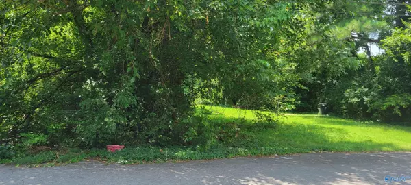 Huntsville, AL 35816,911 Lee Drive