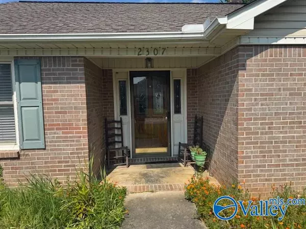 Decatur, AL 35603,2307 Warwick Avenue SW