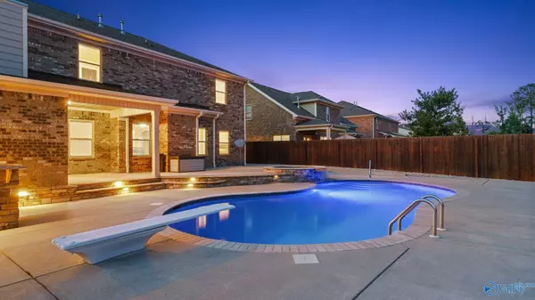 Owens Cross Roads, AL 35763,5104 Devonshire Drive SE