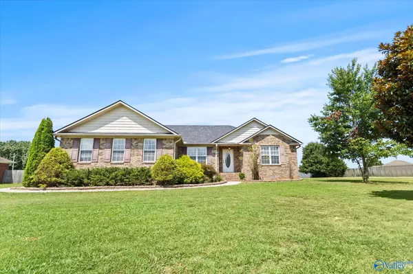 18155 Menefee Road, Athens, AL 35613