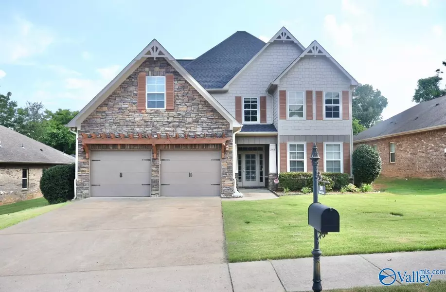 2903 Magnolia Park Drive SE, Owens Cross Roads, AL 35763