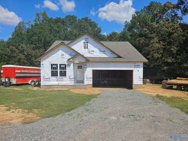 70 Santileon Lane, Rainsville, AL 35986