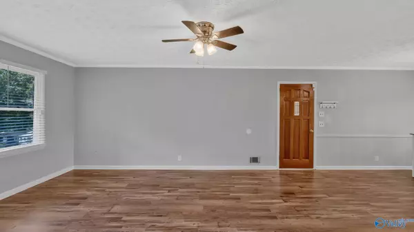 Anniston, AL 36206,174 Nunnally Avenue