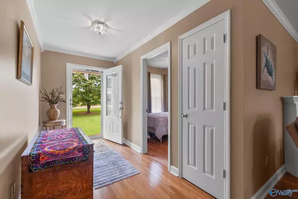 Athens, AL 35611,8890 Holt Springer Road