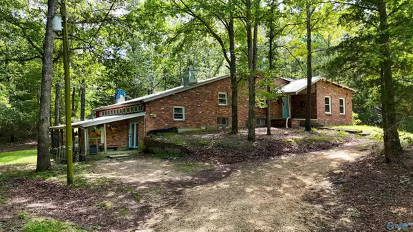 Hackleburg, AL 35564,1801 County Highway 116