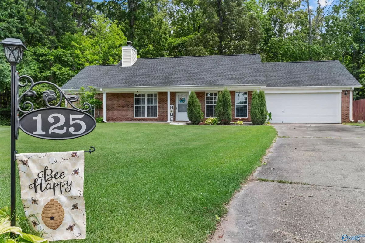 New Market, AL 35761,125 Short Track Drive