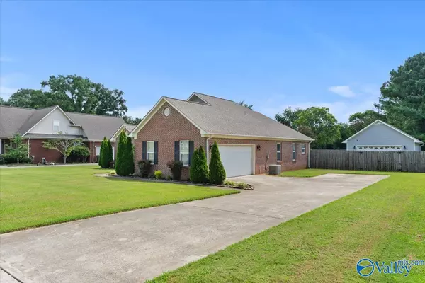 Owens Cross Roads, AL 35763,103 Chambray Drive