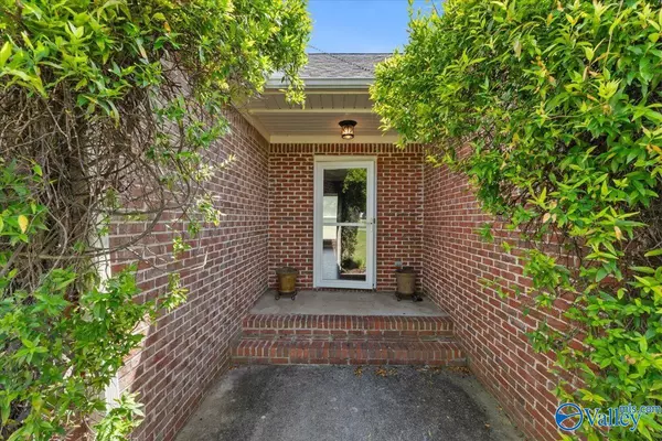 Owens Cross Roads, AL 35763,103 Chambray Drive