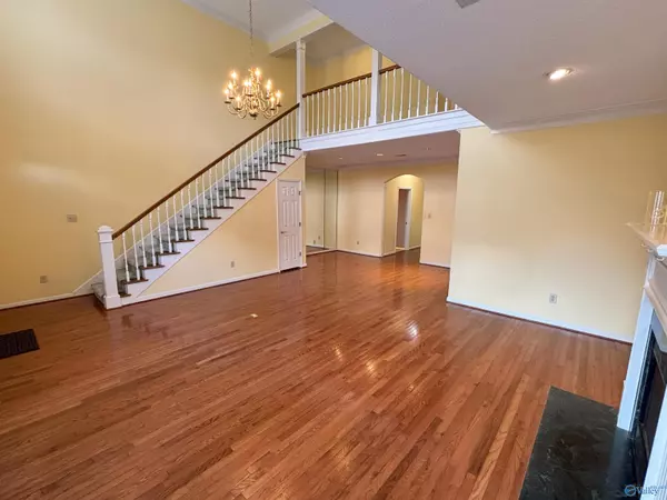 Decatur, AL 35601,1623 River Bend Place SE