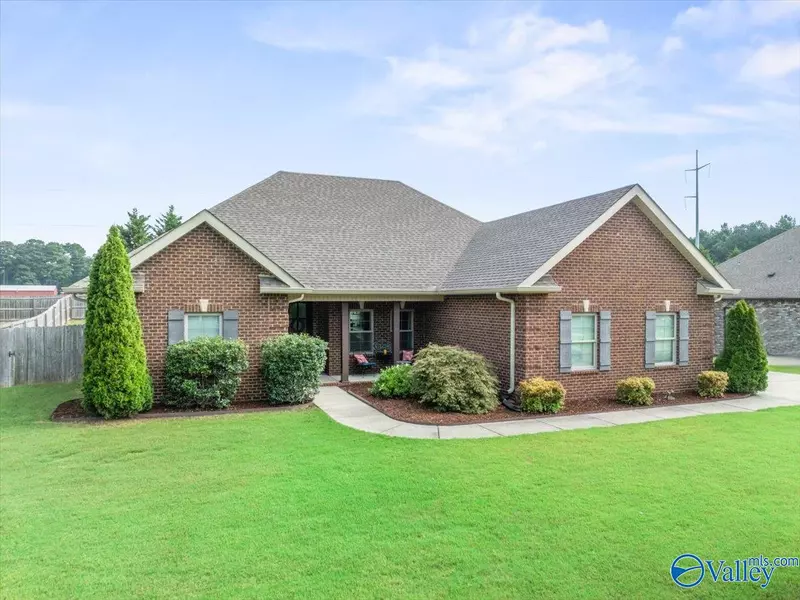 1613 Hartwig Lane SW, Cullman, AL 35055