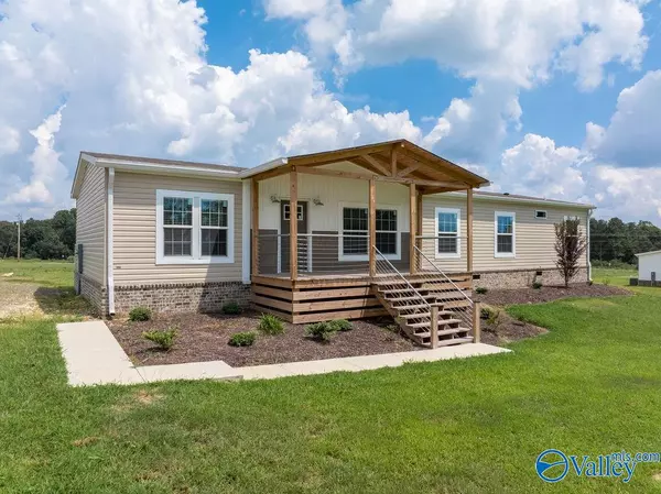 90 County Road 732, Henagar, AL 35978