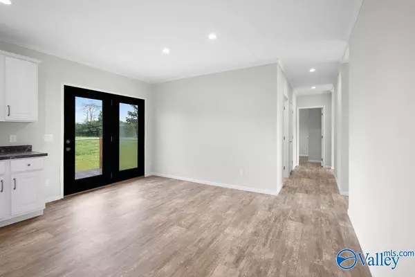 Henagar, AL 35978,222 County Road 732