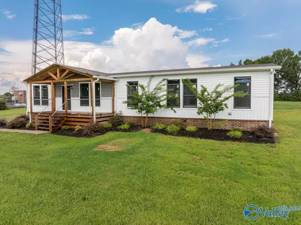 Henagar, AL 35978,222 County Road 732