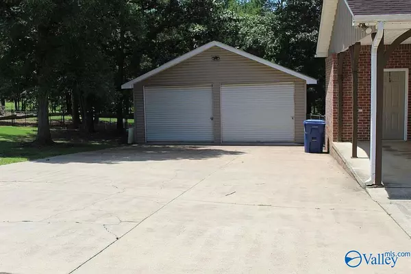 Gadsden, AL 35903,2130 Clinton Place