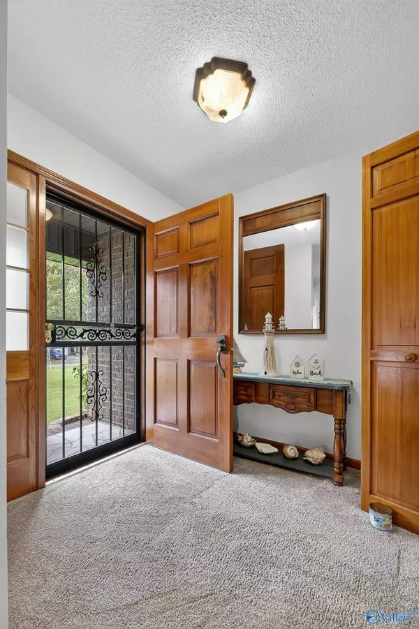 Hokes, AL 35903,2110 Cove Circle N