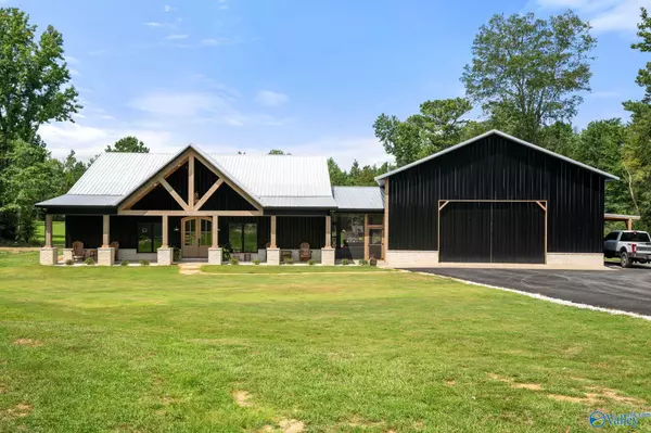 237 Shadowfax Farm Road, Grant, AL 35747