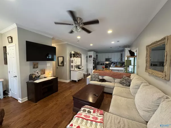 Decatur, AL 35601,216 Cain Street