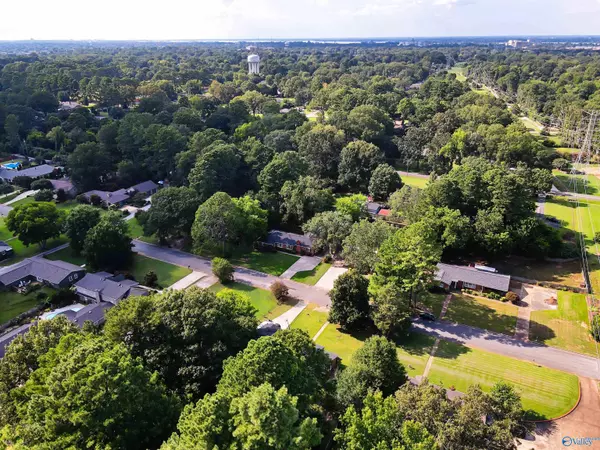 Decatur, AL 35601,2106 Woodmont Drive