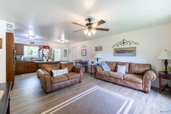 Hamilton, AL 35570,201 Savannah Lane