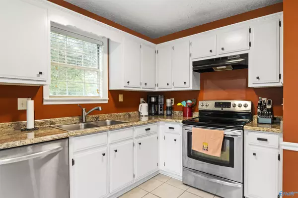 Hartselle, AL 35640,827 Nanceford Road SW