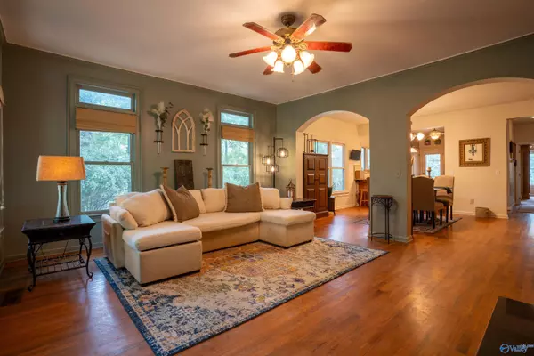 Mentone, AL 35984,20552 Scenic Hwy