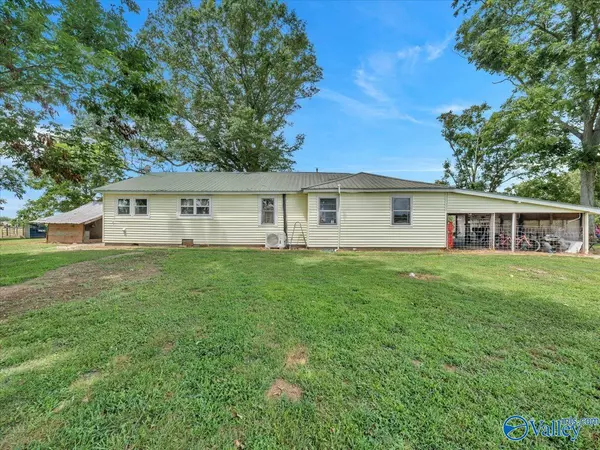 Sylvania, AL 35988,172 NW 5th Street