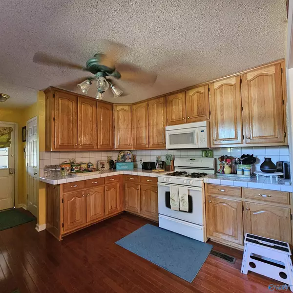 Scottsboro, AL 35768,940 Porter Road