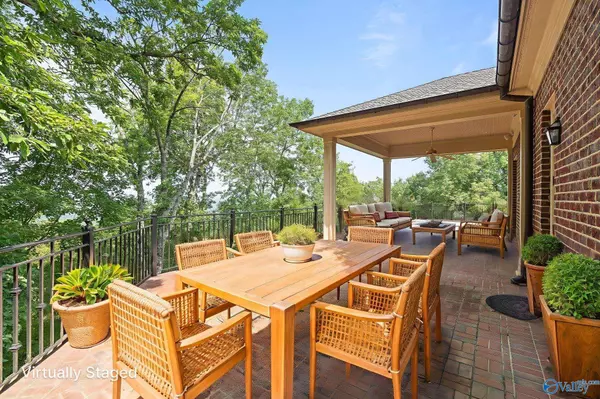 Huntsville, AL 35801,2253 Governors Bend Road SE