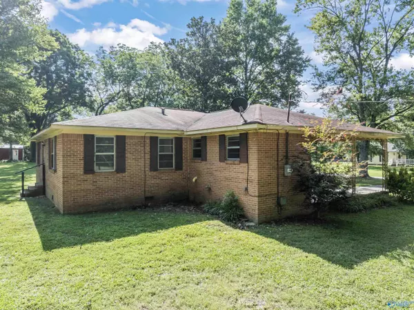 Boaz, AL 35957,1286 Summerville Road