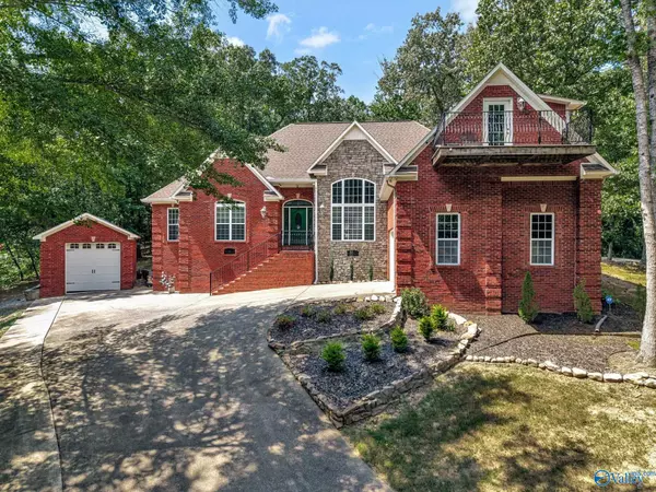 2800 Dunlap Avenue, Guntersville, AL 35976