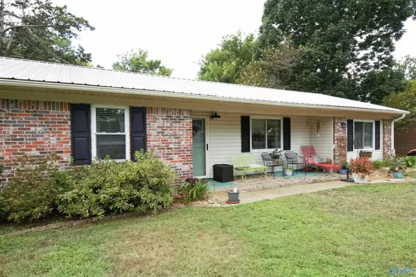 89 Bearden Drive, Grant, AL 35747