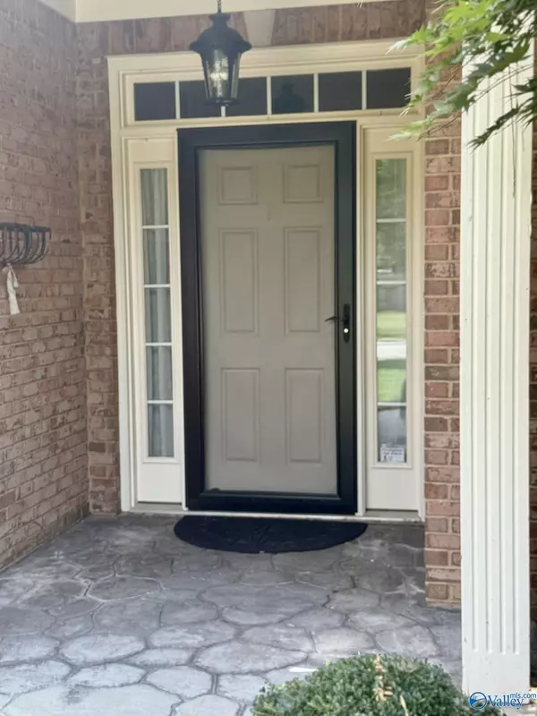 Hampton Cove, AL 35763,2607 Quarter Lane