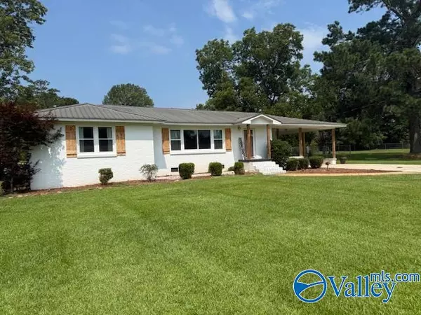 1001 Taylor Road, Gadsden, AL 35905