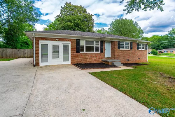 3613 Bragg Street NW, Huntsville, AL 35810