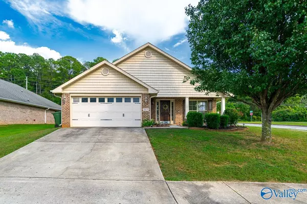 2835 Slate Drive SW, Huntsville, AL 35803