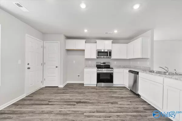 Toney, AL 35773,100 Coral Bells Road