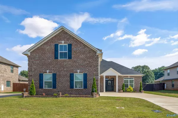 17050 Stonegate Drive, Athens, AL 35613