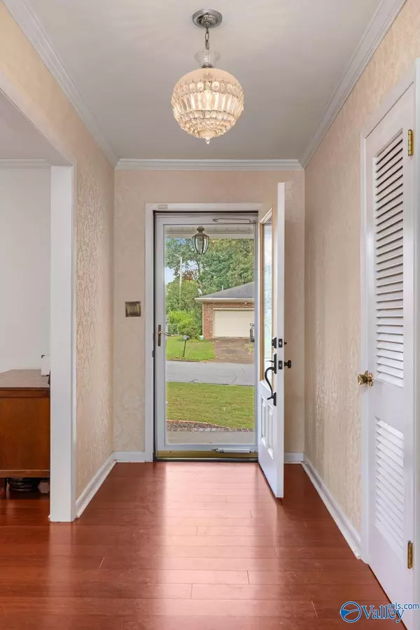 Florence, AL 35633,173 Patsy Drive