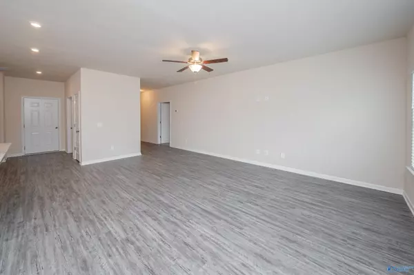 Athens, AL 35613,25764 Finchley Drive